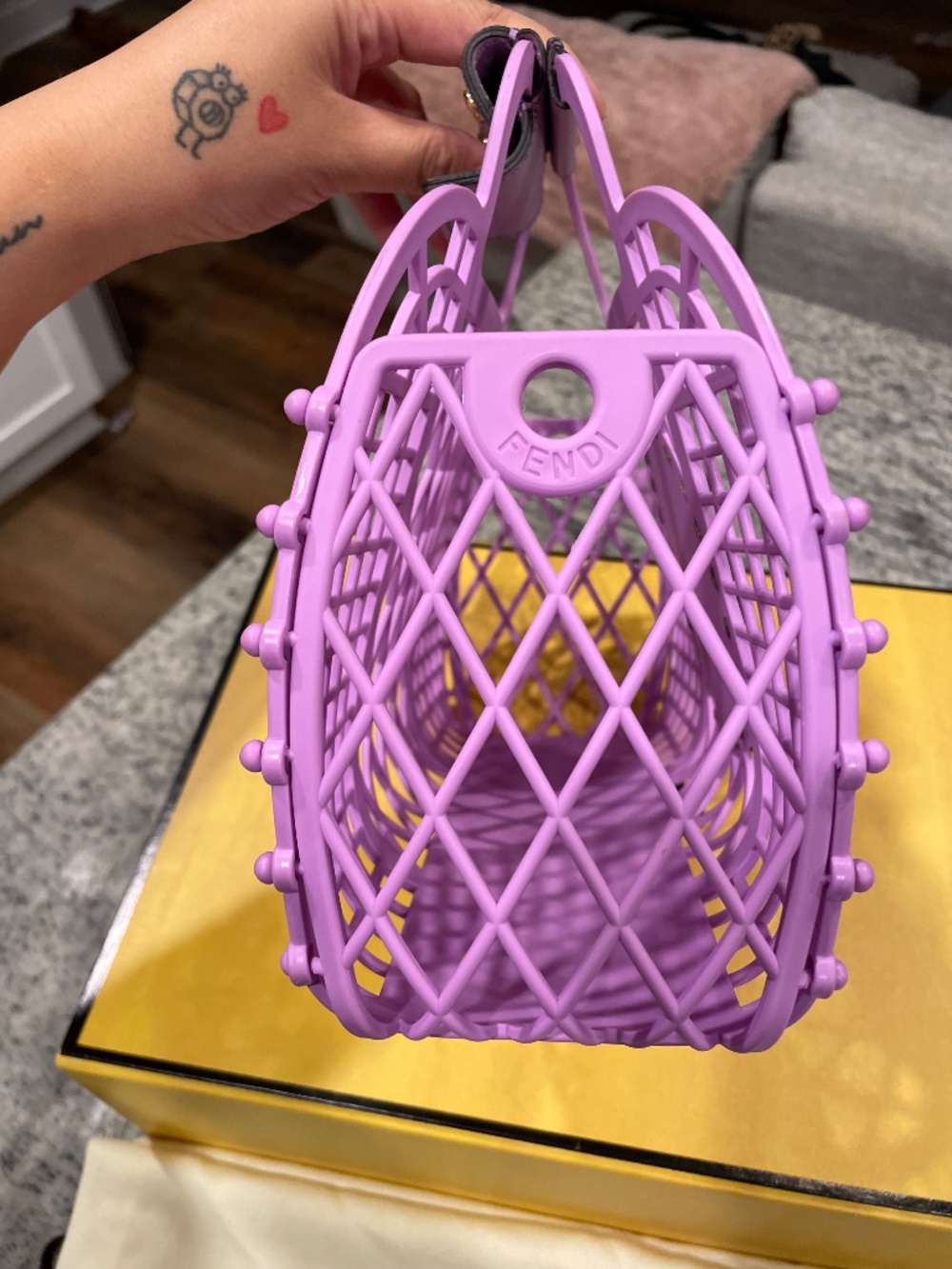 Fendi small basket tote bag - Picture 8 of 13